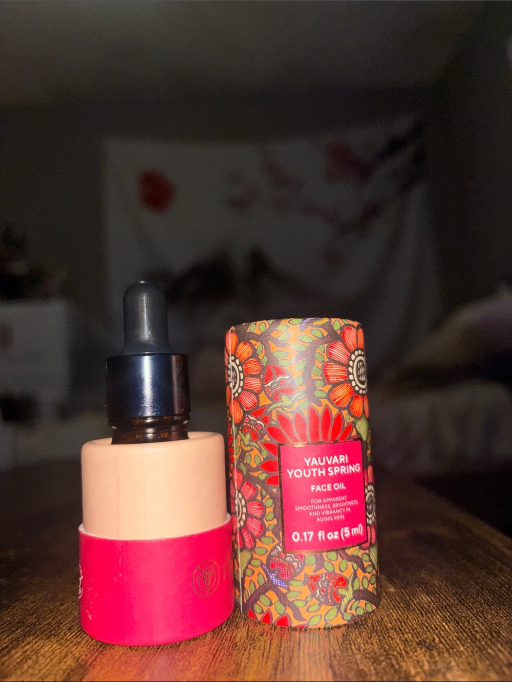 Yauvari Youth Spring Face Oil - Pink & Coral Floral Bottle - Picture 4 of 8